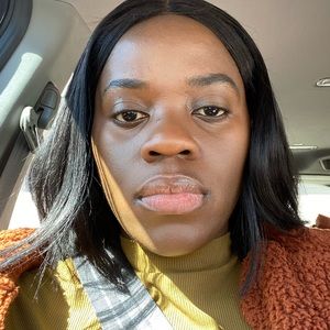 Meet your Posher, Nina